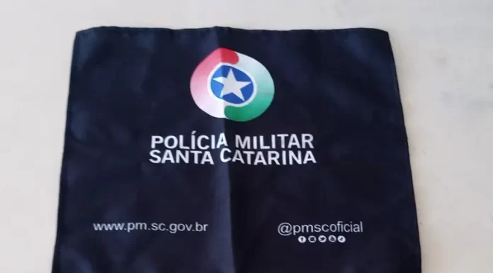 Ação rápida da PM em Araranguá na apreensão de drogas e suspeito por Tráfico