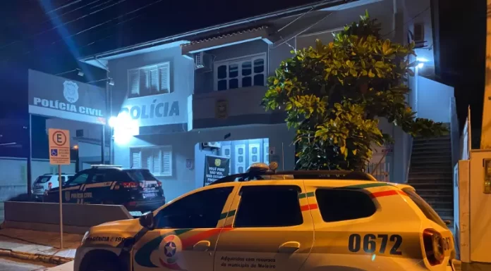 Idosa de 85 anos tem casa assaltada em Sombrio; PM captura suspeitos e recupera produtos roubados