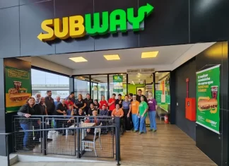 Ação especial da Subway Sombrio encanta alunos da APAE