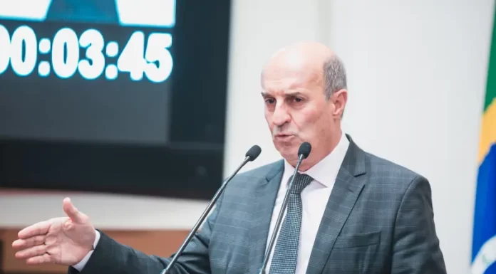 Zé Milton comemora entrada do projeto de apoio às cooperativas de energia na Assembleia Legislativa