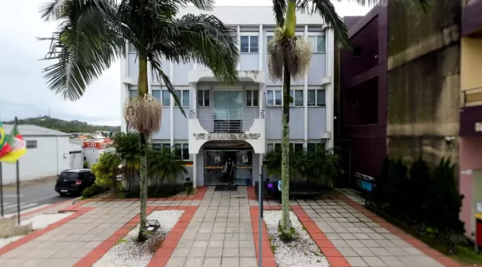 Sombrio anuncia a antecipação de parcela do décimo terceiro para os servidores municipais