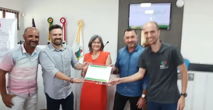 Unesc entrega título de município parceiro da saúde coletiva para Balneário Gaivota