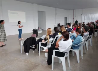 Servidores municipais sombrienses são treinados para combater a violência infantil