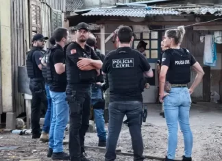 DIC de Araranguá aprende drogas e armas no “Buraco Quente” em operação desencadeada nesta manhã