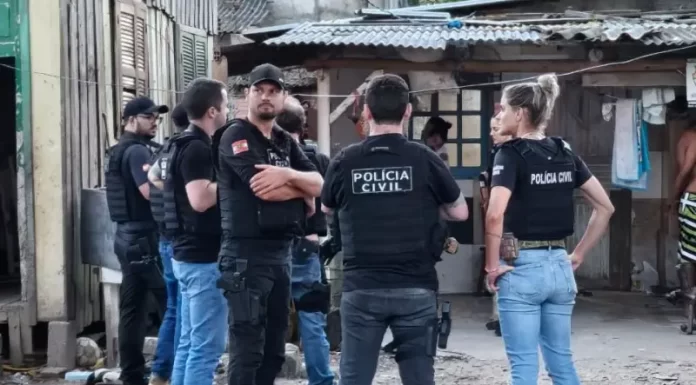 DIC de Araranguá aprende drogas e armas no “Buraco Quente” em operação desencadeada nesta manhã