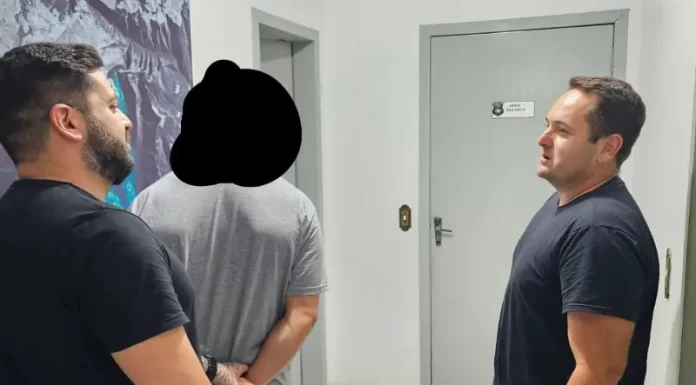 Homem foragido da justiça gaúcha é capturado pela Polícia Civil em Praia Grande