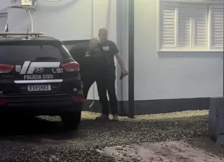 Eliane dos Santos Gonçalves foi assassinada dentro da própria casa em Araranguá; autor confesso é o ex-companheiro que estava na casa