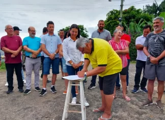 Sombrio assina ordem de serviço para obra no bairro Nova Guarita