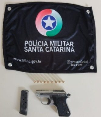 Pistola furtada há 30 anos no Rio Grande do Sul é recuperada pela PM no sul de Santa Catarina