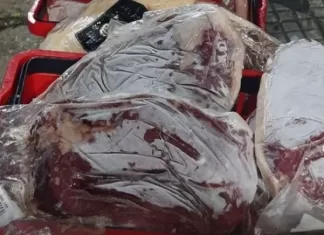 Homem é capturado após furtar carne em mercado de Passo de Torres