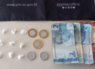 Em ações distintas, Polícia Militar coíbe o tráfico de drogas em Araranguá