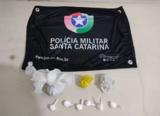 Drogas são apreendidas e um adolescente e uma jovem foram conduzidos à delegacia em Praia Grande