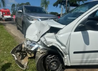 Colisão entre veículos é registrada na SC 447 em Araranguá