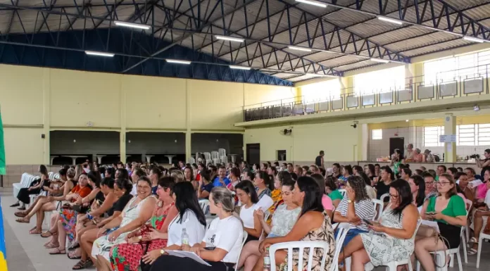 Ano letivo de Praia Grande começa com reajuste salarial dos professores e projeto do Centro de Atendimento ao Autista