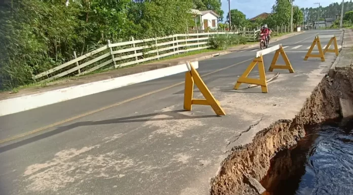 Balneário Gaivota: Prefeitura vai reconstruir passagem no interior