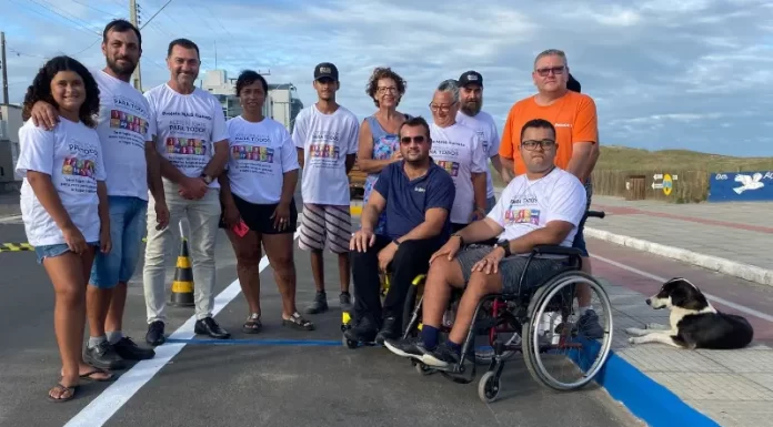 Balneário Gaivota recebe vagas especiais para deficientes físicos e idosos na Beira-Mar