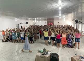 Jacinto Machado celebra Dia da Mulher com show de humor