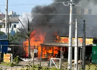 Incêndio causa prejuízo em Balneário Gaivota