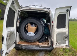 PM recupera veículo e produtos furtados de posto de combustível em Sombrio