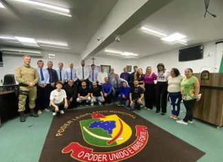 Igreja Amor e Graça de Sombrio, apresenta ações na Câmara de Vereadores