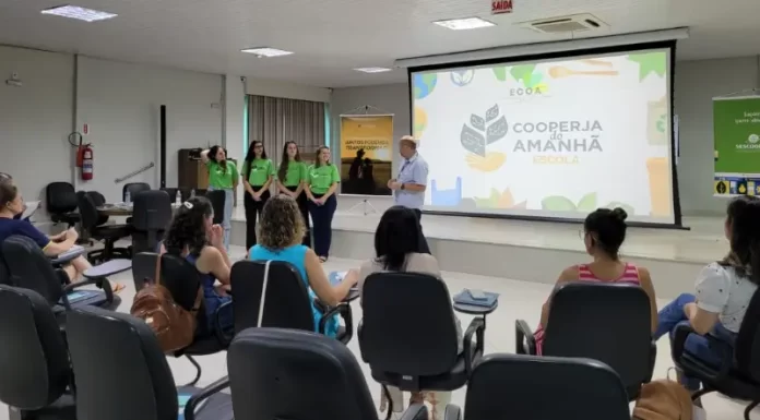 Cooperja apresenta projeto da Gincana Cooperativa Sustentável para escolas