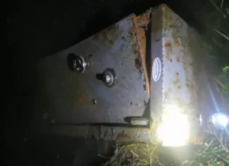 Cofre é encontrado jogado em açude em Araranguá