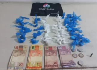Prisão por tráfico resulta na apreensão de entorpecentes e dinheiro em Araranguá