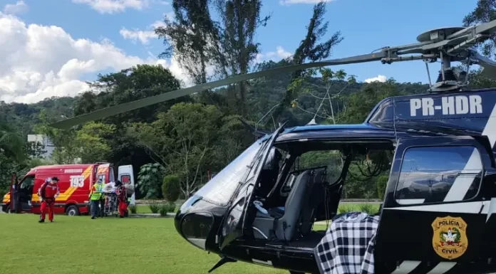 Helicóptero da Polícia Civil realiza transferência de paciente em estado grave de Araranguá para Criciúma