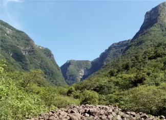 Coordenadores apresentam programa educativo do Geoparque
