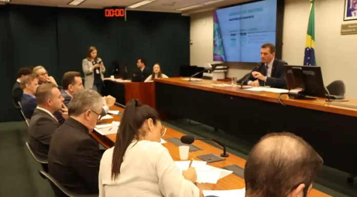 Em Brasília, deputado Tiago Zilli busca soluções para o Morro dos Cavalos