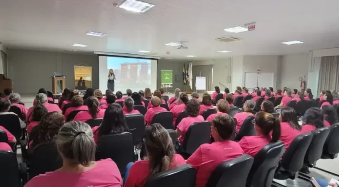 Palestra com Luciana Martins marca retomada das atividades dos Núcleos Femininos da Cooperja