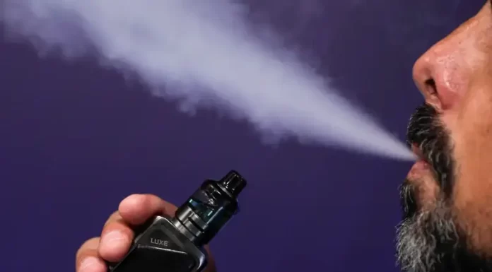 Anvisa publica resolução que proíbe cigarro eletrônico no Brasil
