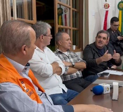 “PRECISAMOS DE UM GRANDE PROJETO DE DRENAGEM”