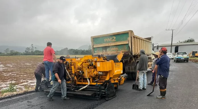 Seguem pavimentações em ritmo acelerado, em Jacinto Machado