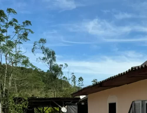 Sombrio em estado de emergência: Chuvas intensas causam estragos e deslocamento de moradores