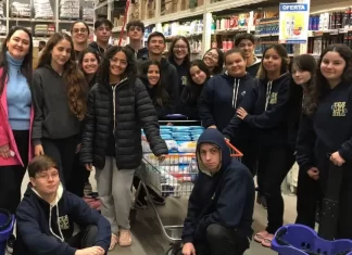Alunos do terceirão em Sombrio abrem mão do dinheiro da formatura para ajudar vítimas das enchentes no Rio Grande do Sul
