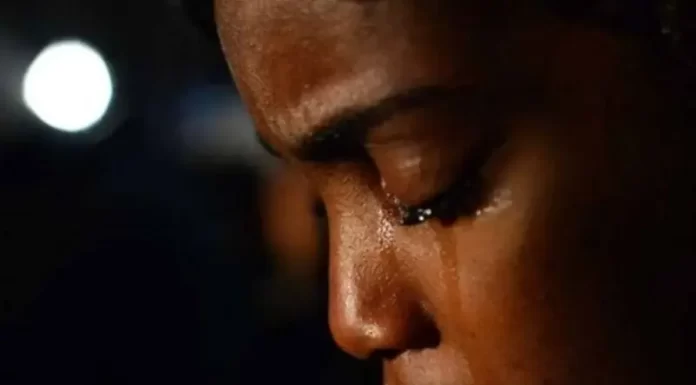 Mulher sofre racismo no interior de Jacinto Machado