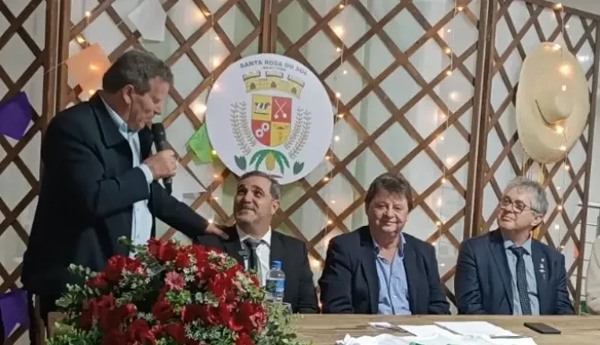 Em assembleia na Polvilhana, prefeito de São João do Sul foi eleito presidente da AMESC