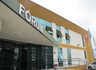 Mulher se entrega em Araranguá após ser condenada por roubo