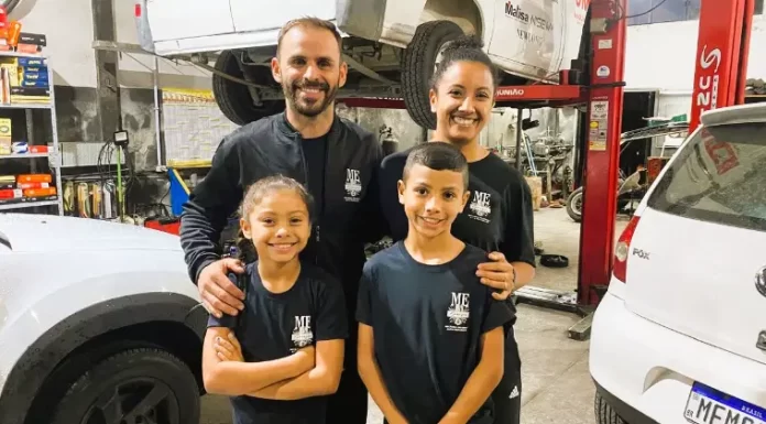 Mecânica ME Garagem: Uma historia de amor a mecânica e ao trabalho serio