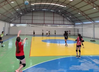 DME reúne esportistas para organizar Municipal de Voleibol