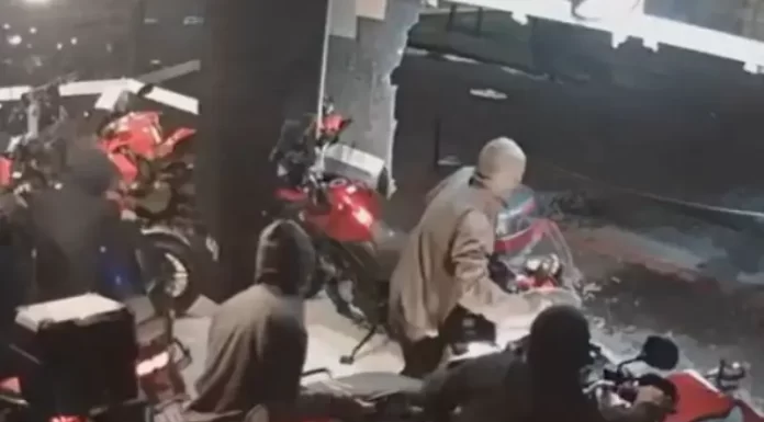 Polícia Civil cumpre mandados de prisão e busca e apreensão em Criciúma