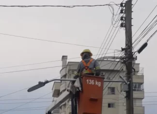 Iluminação pública de Sombrio ganha novas luzes de LED