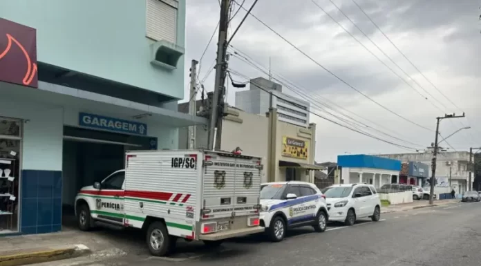 Homem é encontrado morto em quarto de hotel no centro de Araranguá