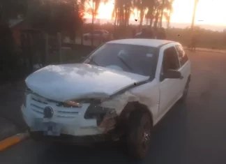 Colisão frontal deixa três pessoas feridas em São João do Sul