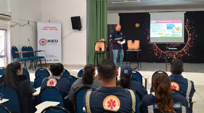 Workshop de parto na emergência capacita equipes do SAMU em Sombrio
