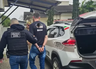 Ação da Polícia Civil e PM de Morro Grande prende homem que estava dando tiros em frente ao trabalho da ex-namorada