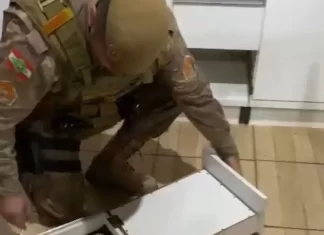 PM Apreende drogas em gaveta de fundo falso em Sombrio