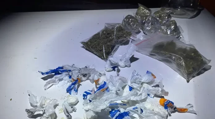 PM apreende mais de 30 porções de cocaína e 200 gramas de maconha em Sombrio