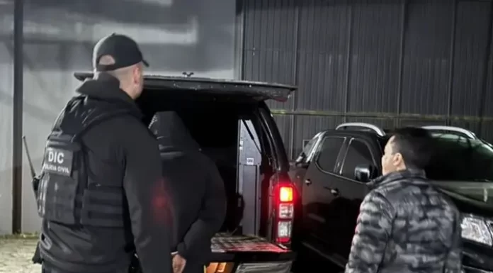 Casal é detido por tráfico de drogas na BR 101